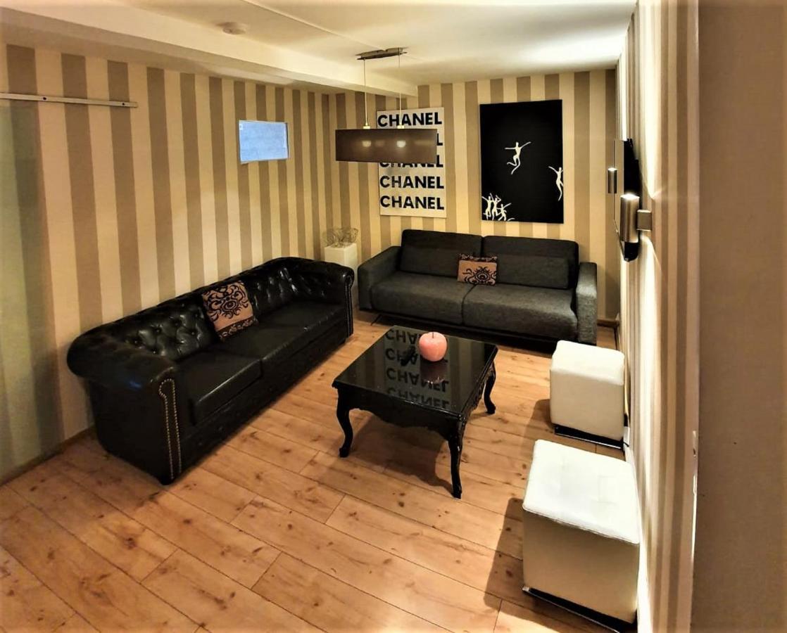 Design Apartment Barcelonanights Freiburg im Breisgau Buitenkant foto